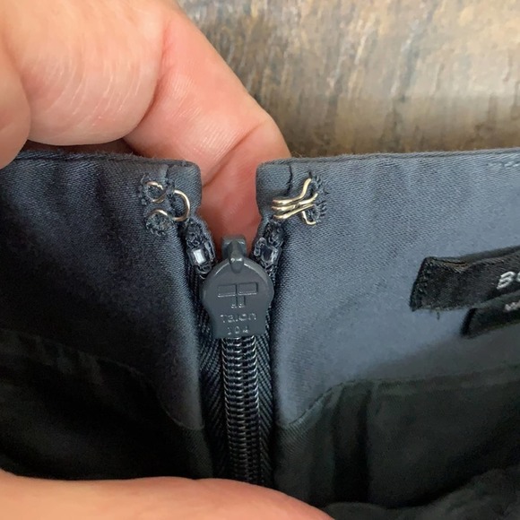 BCBGMaxazria Military Gray Mini Skirt - Picture 5 of 7